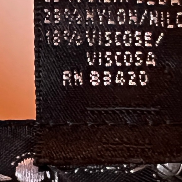 🌼CEST CITY LIGHT BLUE V NECK TOP WITH SEQUINS - SIZE SMALL🌼 - Picture 13 of 14